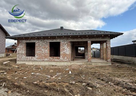 Будинок в передмісті Луцька с. Гаразджа